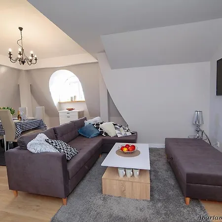 Zuzanna * シフィノウイシチェ